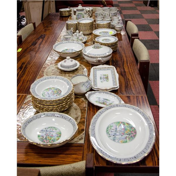 SET OF ROYAL ALBERT DISH SET SILVER BIRCH 244PCS