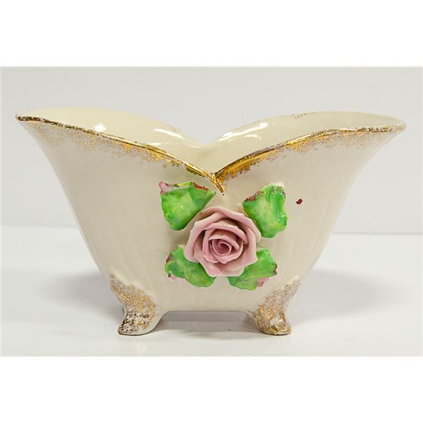 STAFFORDSHIRE HAND DECORATED FLORAL DISH