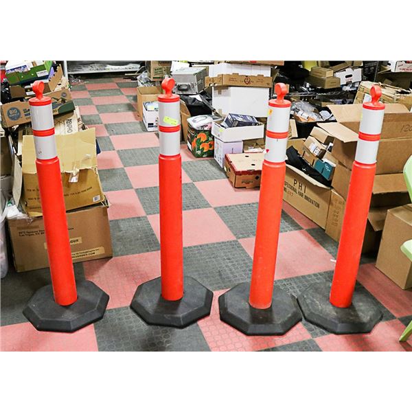 LOT OF 4 CONSTRUCTION SITE DIVIDERS