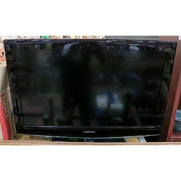 SAMSUNG MODEL LN 32B460B2D - 32 INCH TV  - 3