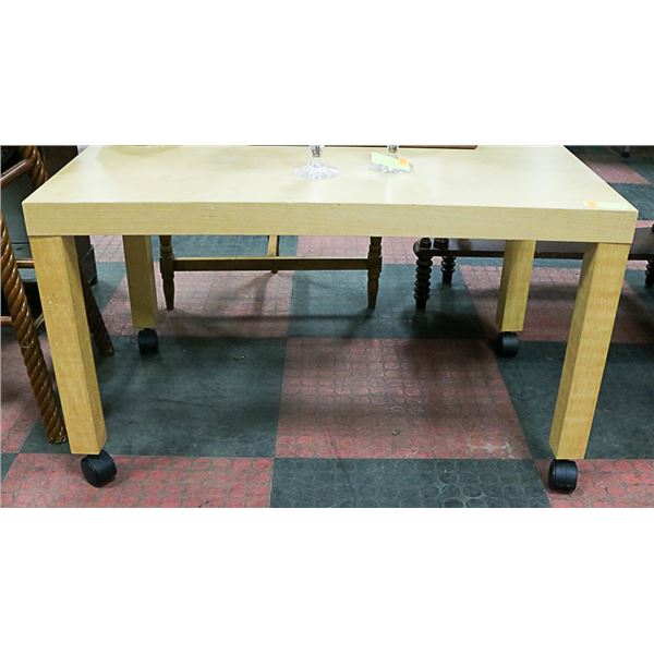 WOOD TONE COFFEE TABLE