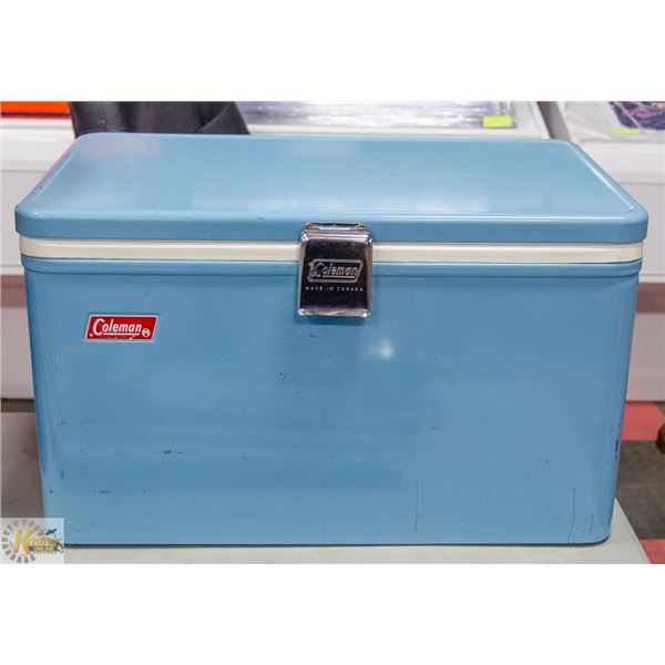 VINTAGE BLUE COLEMAN COOLER