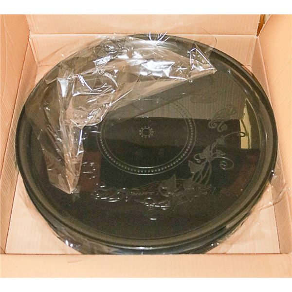 22" ROUND TRAYS IN A CASE