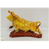 Image 1 : VINTAGE BULL STATUE