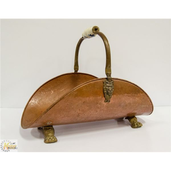 ANTIQUE FRENCH FOOTED COPPER LOG HOLDER /W LION