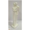 Image 2 : ROYAL DOULTON "HAPPY ANNIVERSARY" FIGURINE