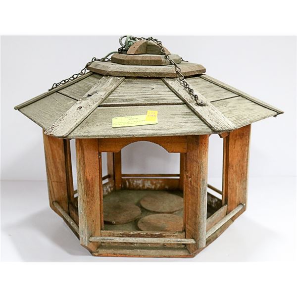 VINTAGE LARGE WOOD BIRD FEEDER BIRD HOUSE