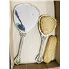 Image 1 : VINTAGE MIRROR AND BRUSH SET