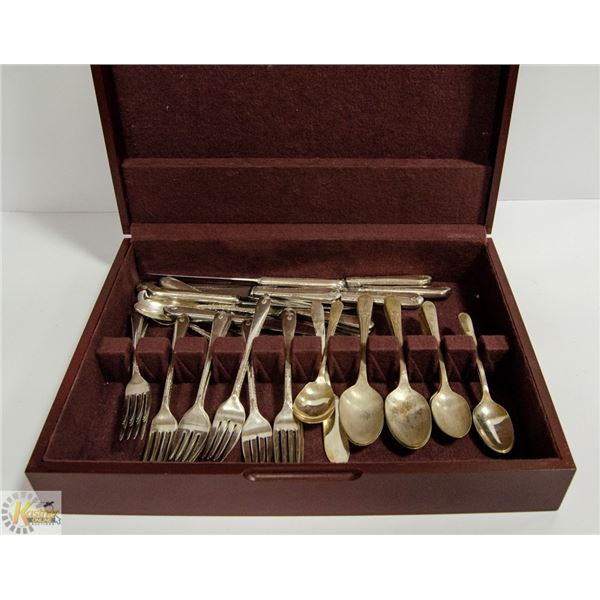 W.A. ROGER SILVERWARE AND CASE