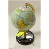 Image 1 : 1920'S GLOBE