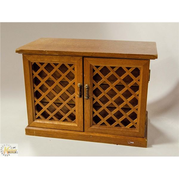 JEWELLERY BOX WITH COSTUME JEWELLERY