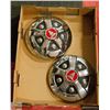 Image 1 : LOT OF 4 VINTAGE HUBCAPS