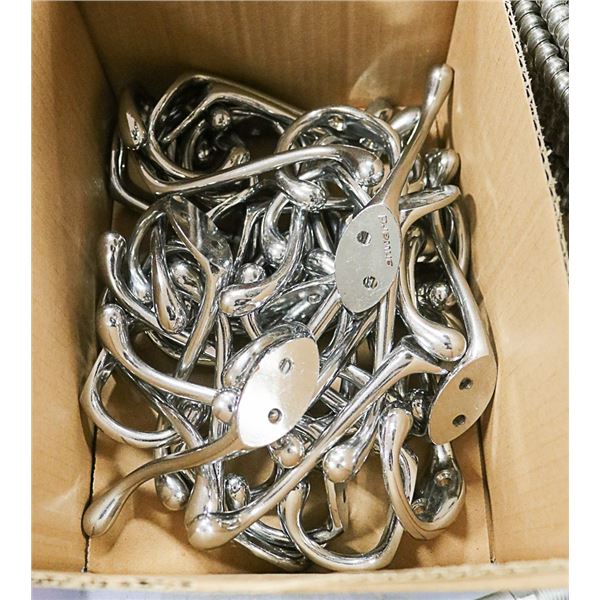 BOX OF STANDARD SCREW IN CHROME HANGERS