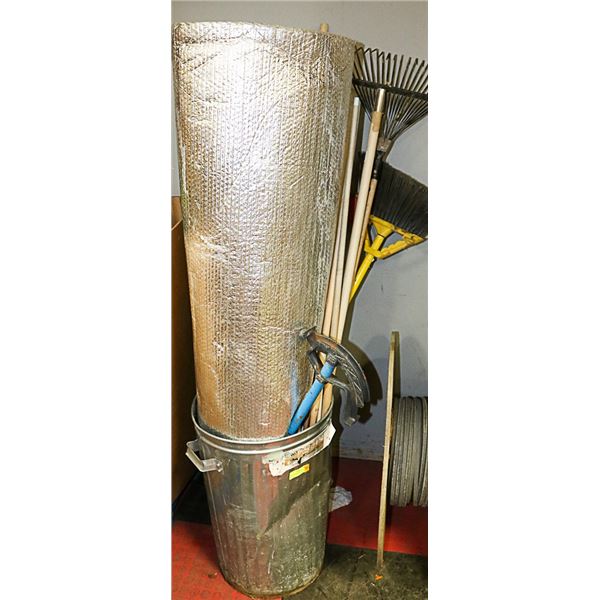 METAL GARBAGE CAN WITH SILVER SIDE INSULATION LOT