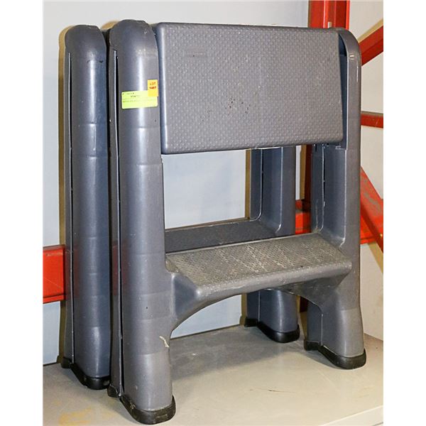 2 GREEN RUBBERMAID STEP STOOLS