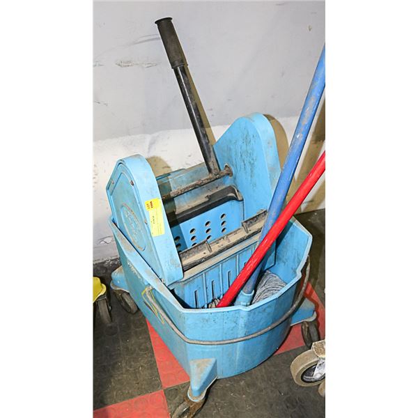 COMMERCIAL/INDUSTRIAL GRADE MOP BUCKET