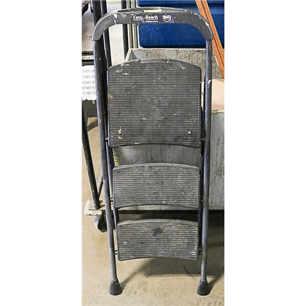 3 STEP EASY REACH GORILLA LADDER