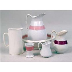 A GROUP OF ASSORTED CHINA