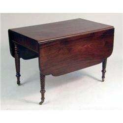 A FEDERAL FIGURED MAHOGANY DROP LEAF TABLE