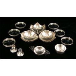 A GROUP OF STERLING SIVER TABLE ITEMS