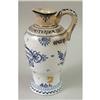 Image 5 : A BLUE AND WHITE DELFT JUG