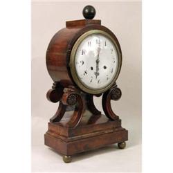 A VICTORIAN MAHOGANY MANTLE CLOCK