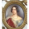 Image 2 : AN OVAL FRAMED PORCELAIN PLAQUE DEPICTING A LADY WEARING PEARLS