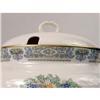 Image 4 : A PAIR OF LENOX PORCELAIN SOUP TUREENS