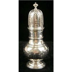 A GEORGIAN ENGLISH SILVER MUFFINEER
