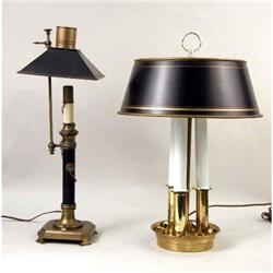 A BRASS AND BLACK ENAMEL RAILROAD STYLE TABLE LAMP