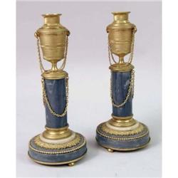 A PAIR OF DIRECTIORE ORMOLU-MOUNTED GRAY MARBLE CASSOLETTES