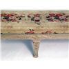 Image 3 : A PAIR OF LOUIS XVI STYLE PAINTED AND PARCEL-GILT BENCHES