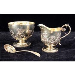 A BOXED SET ENGLISH STERLING SILVER GILT SILVER OPEN SUGAR BOWL, SPOON AND CREAM JUG