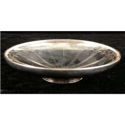 A TIFFANY & CO. MAKERS STERLING SILVER CIRCULAR BOWL