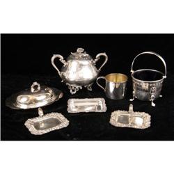 A MISCELLANEOUS GROUP OF SEVEN SILVER PLATED ITEMS
