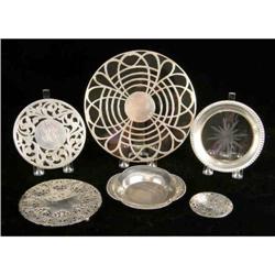 A GROUP OF SIX TABLE ITEMS