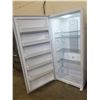 Image 2 : WHITE FRIGIDAIRE FREEZER MODEL FFFH20F3WW0