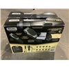 Image 2 : 2 WAHL DELUXE COMPLETE HAIR CUTTING AND TRIMMING KITS