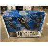 Image 2 : 2 WAHL DELUXE HAIR CUTTING KITS