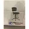 Image 2 : IN BOX CHROMED & VINYL DRAFTING CHAIR DC420V-3