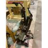 Image 2 : 2 BOSSES PRO LITE UPRIGHT VACUUMS