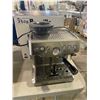 Image 2 : BREVILLE THE BARISTA EXPRESS MACHINE