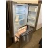 Image 2 : LG STAINLESS STEEL D/D FRIDGE /W ROLLOUT FREEZER MODEL LFC23969ST/00