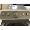 Image 2 : WHITE MAYTAG WASHER MODEL MVWX655DW1