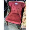 Image 2 : RED FABRIC BUTTON BACK CHAIR