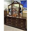 Image 2 : DEILCRAFT 8 DRAWER DRESSER WITH TRIPLE MIRROR & 2 3 DRAWER NIGHTSTANDS