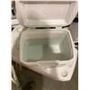Image 2 : SET DECORATED COOLER WITH HANDLE