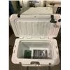 Image 2 : WOODS ARCTIC ROTO-MOULDED COOLER 20L