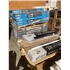 Image 1 : LARGE COLLECTION OF LAMINATE FLOORING