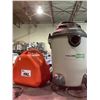 Image 2 : 2 CORDED GRINDERS, SMALL SHOP VAC AND JERRY CAN